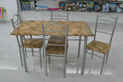 Foto de juego mesa rectag 4 sillas metal-granito beteado claro KTD-89004-4 120 lx70an cms